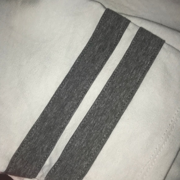 Lularoe Perfect tee - Picture 2 of 3